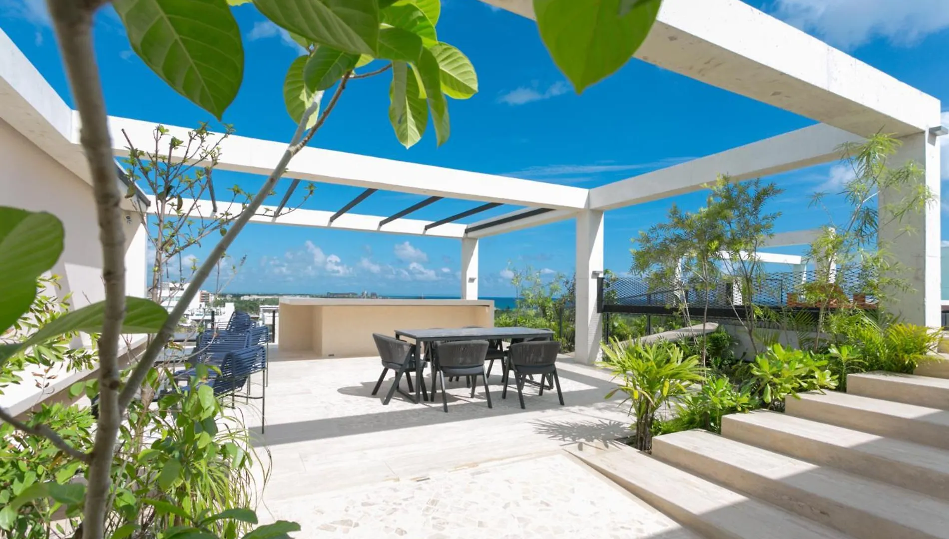 Ceren Luxury Apartments At Fifth Avenue By Spot Rentals Playa del Carmen