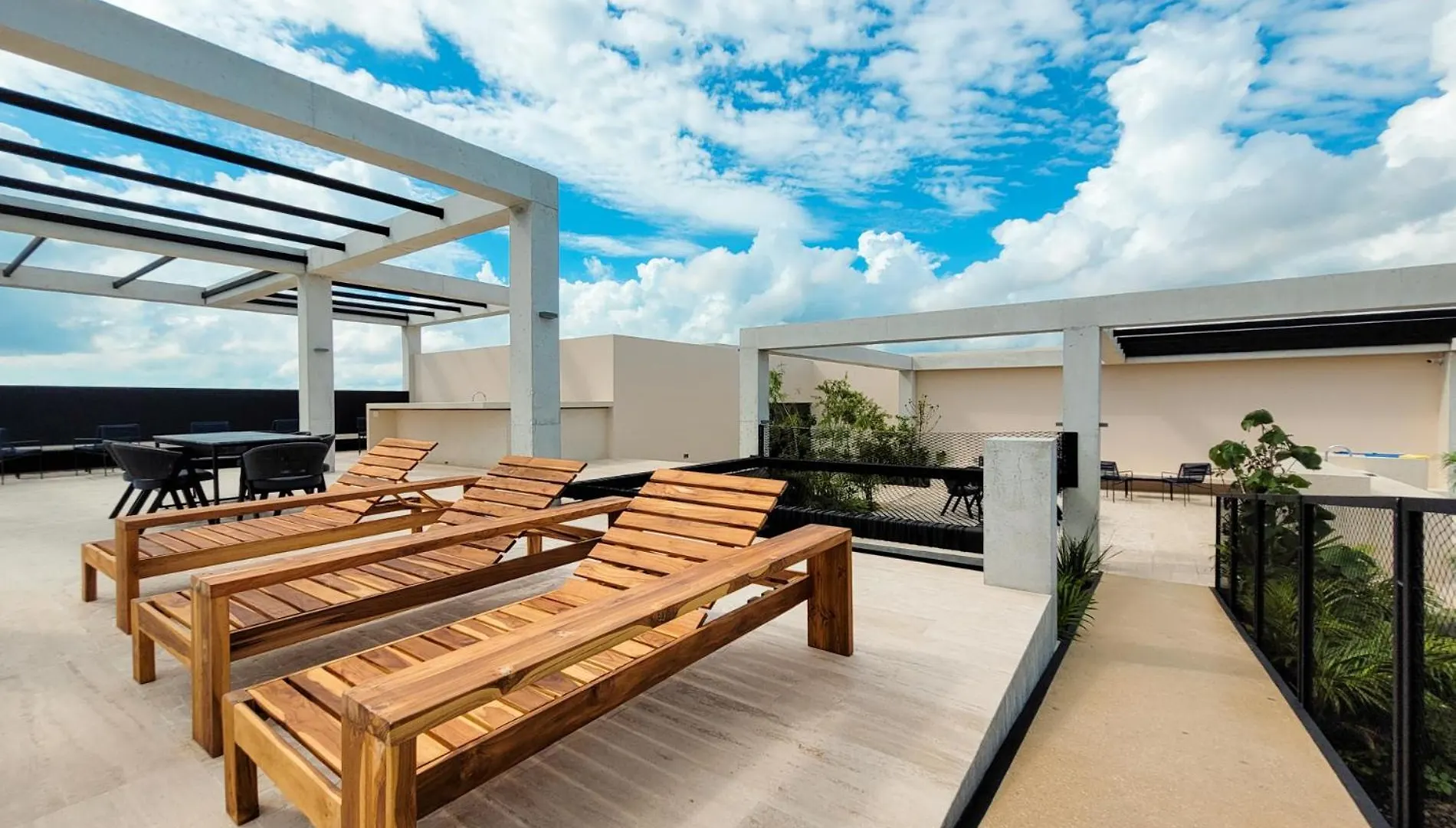 Ceren Luxury Apartments At Fifth Avenue By Spot Rentals Playa del Carmen